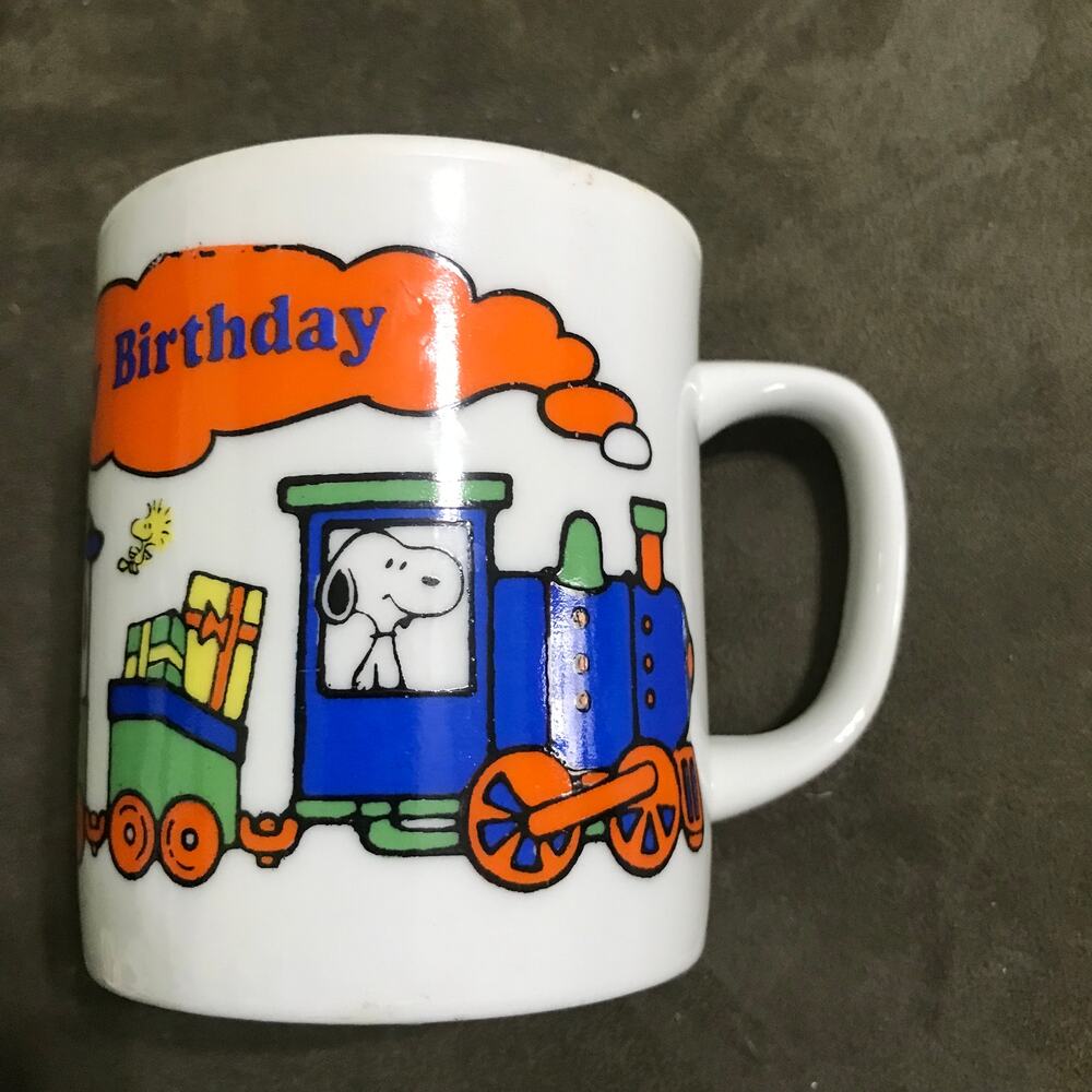 Snoopy  Peanuts Gang Happy Birthday Train Coffee Cup Tea Mug Japan Vtg‎ 1966
